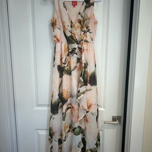 Melrose and Market Floral High Low Dress - Cream and Green